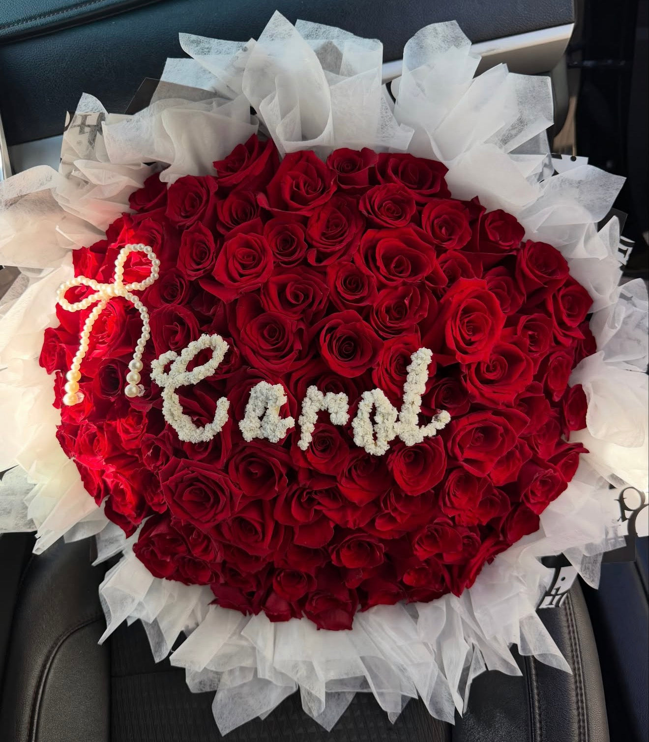 100 roses + Custom topper