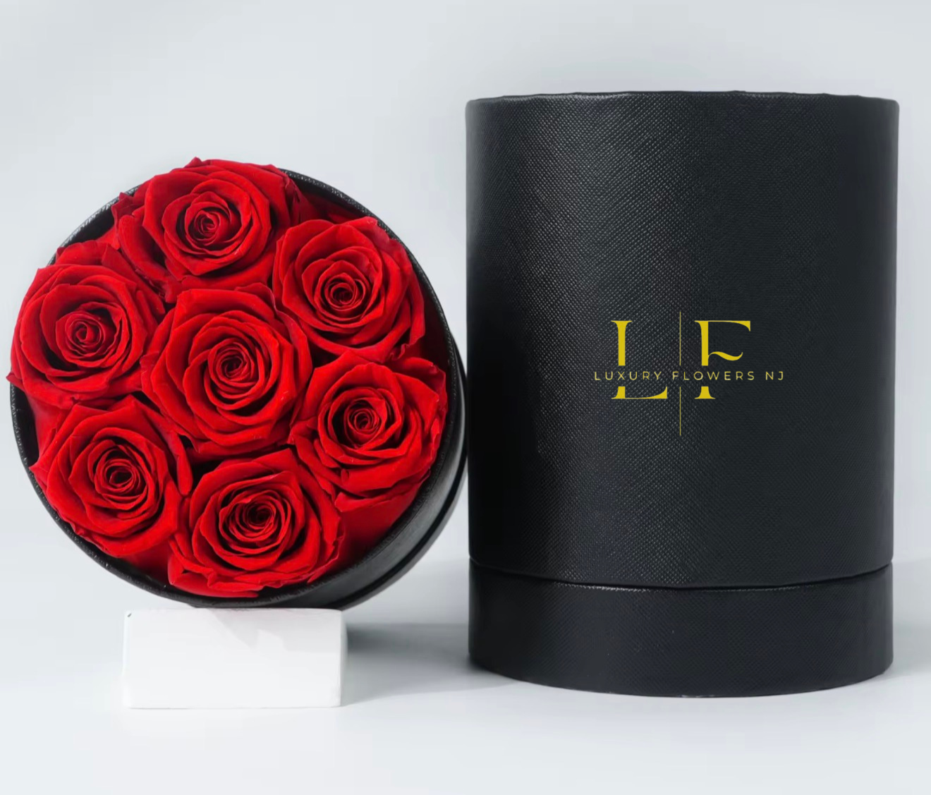 Mini preserved rose box
