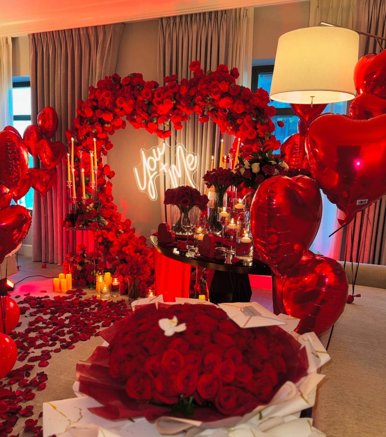 ROOM DECOR