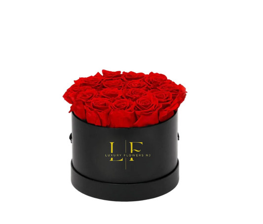 Small round preserved box